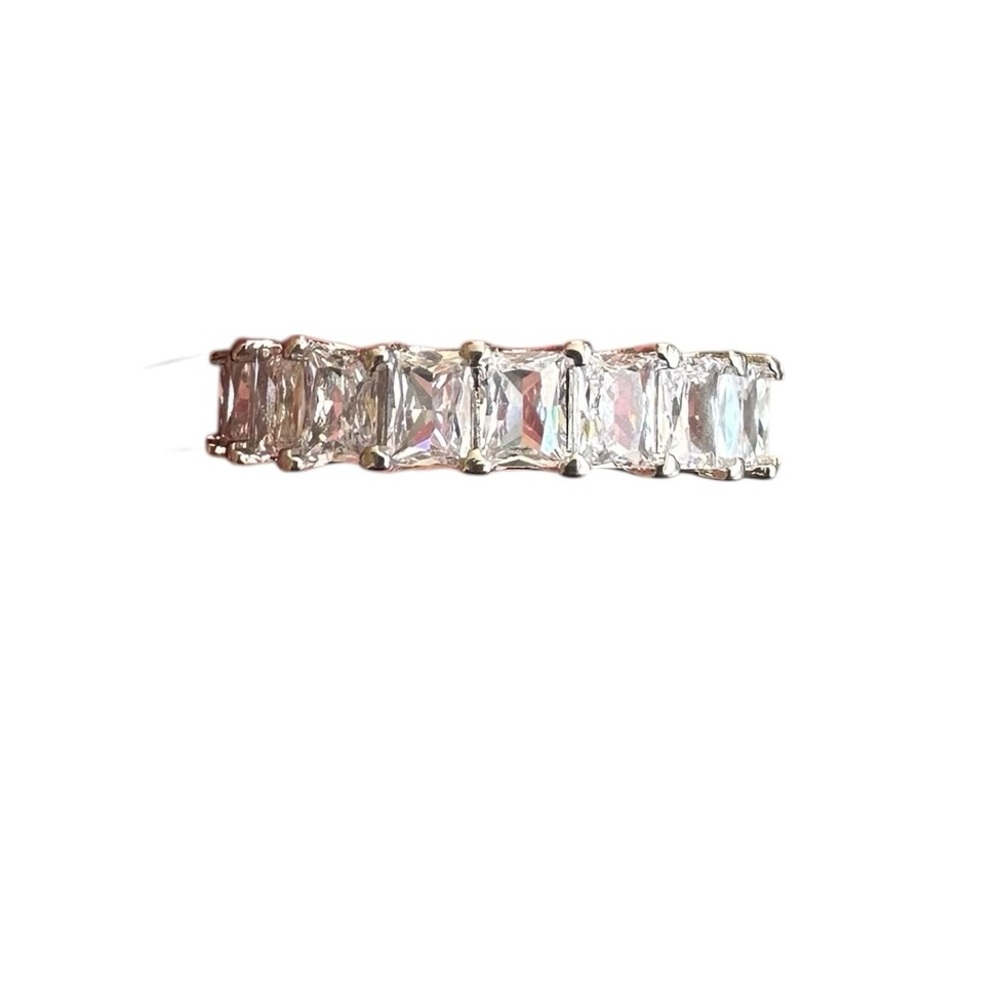 Silver Rectangular Diamond Lined Ring - image 4